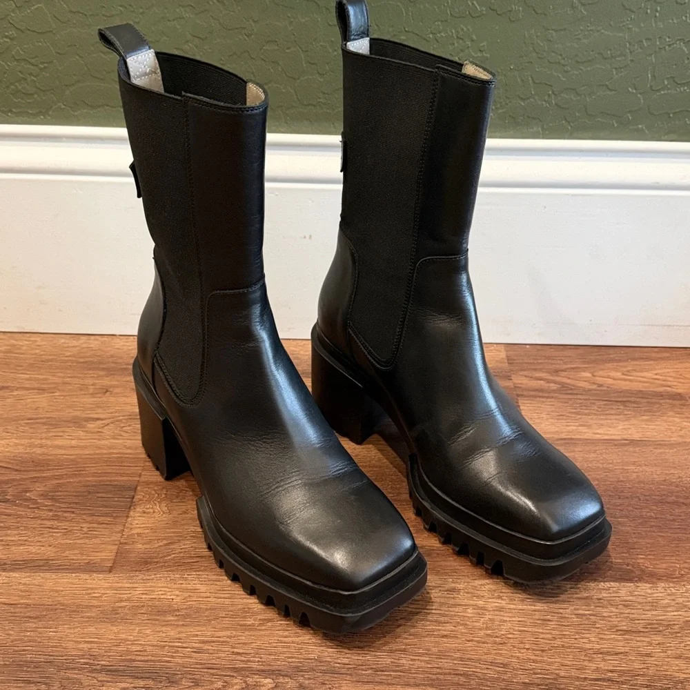 New All Saints Skarlet Chelsea Boots